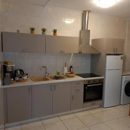 Konnie Seaside House 1 Appartamento Diakopto
